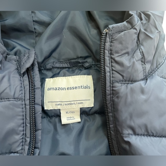 Amazon Essentials Navy Blue Kids Light Puffer Jacket w/Hood, Size Youth XL (12) - Picture 7 of 10